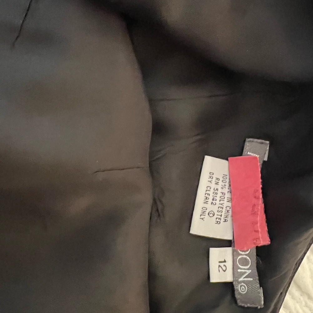 Beautifully linen dress. Art work embroidered